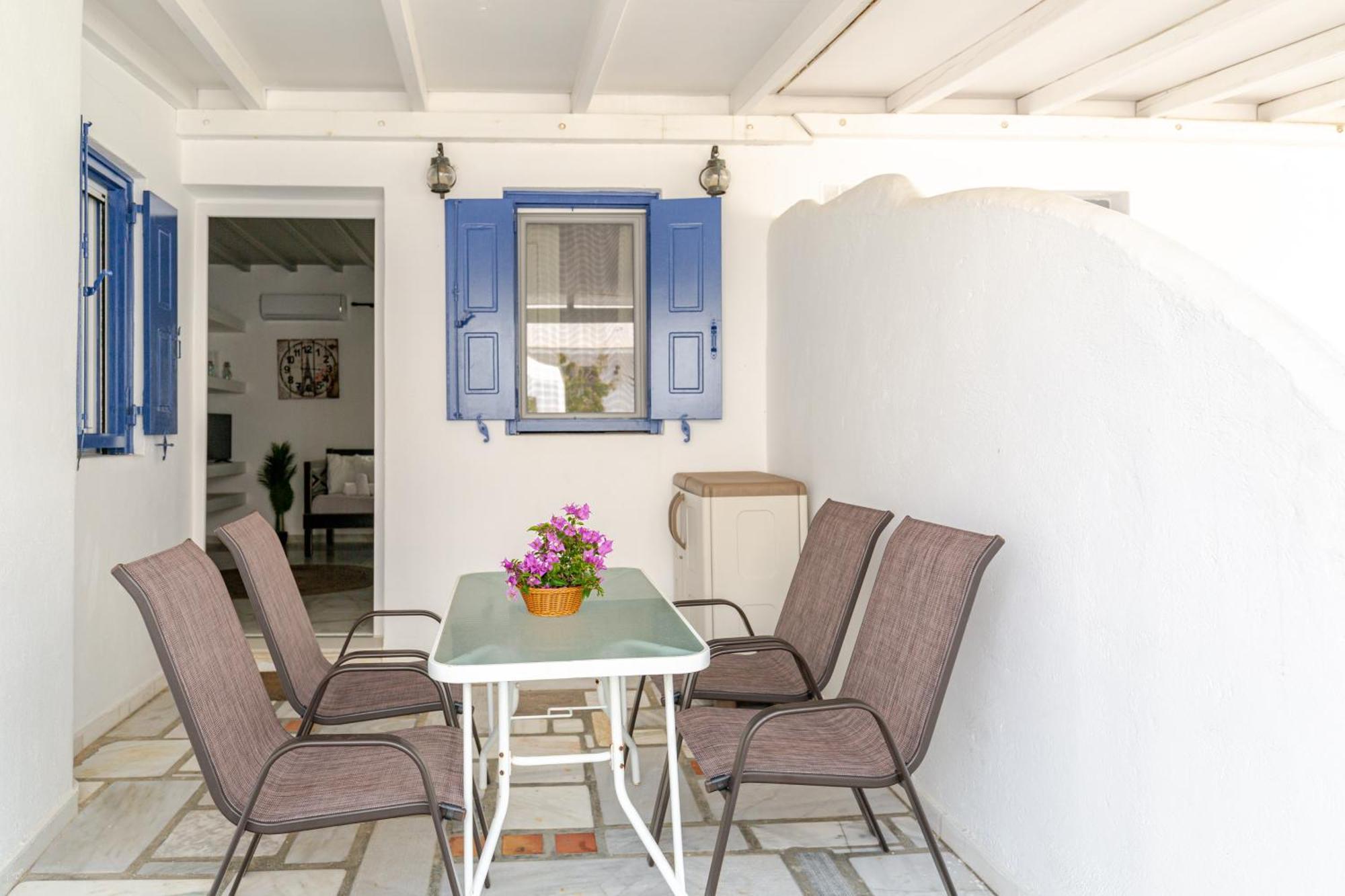 Elenitas Beach House In Ornos Eksteriør billede